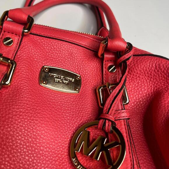 Michael Kors Pink Leather Satchel Crossbody Bag with Gold Hardware – MK Charm - Picture 8 of 12